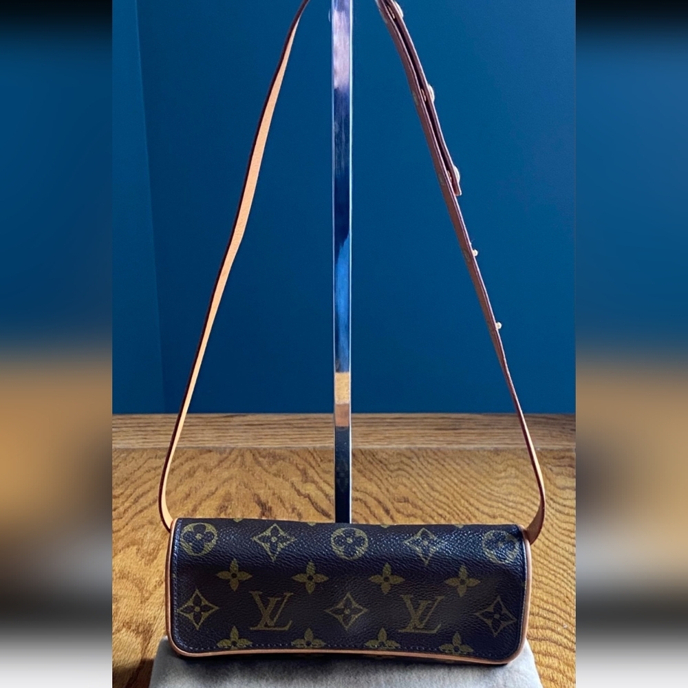 Louis Vuitton monogram Twin belt/ shoulder bag/ clutch/ crossbody - Picture 2 of 16